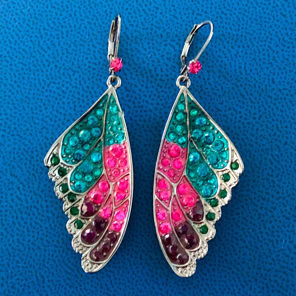 🦋 Betsey Johnson Butterfly earrings!!